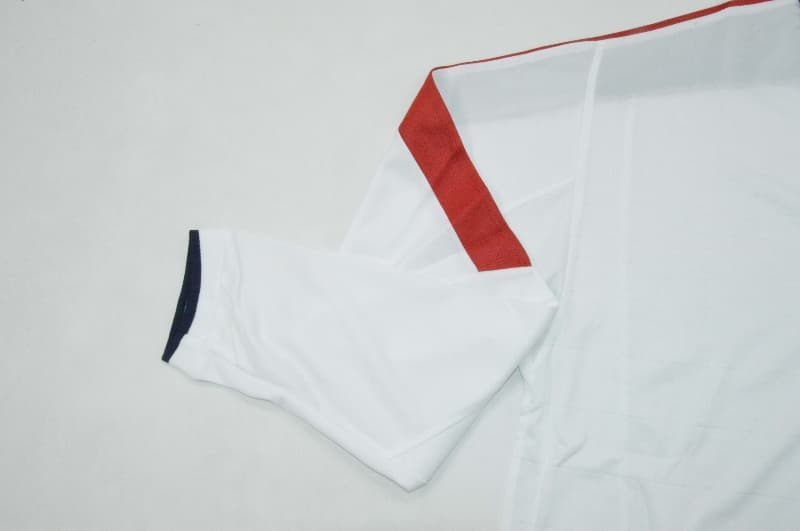 Thailand Quality(AAA) 2004 England Home Long Sleeve Retro Soccer Jersey