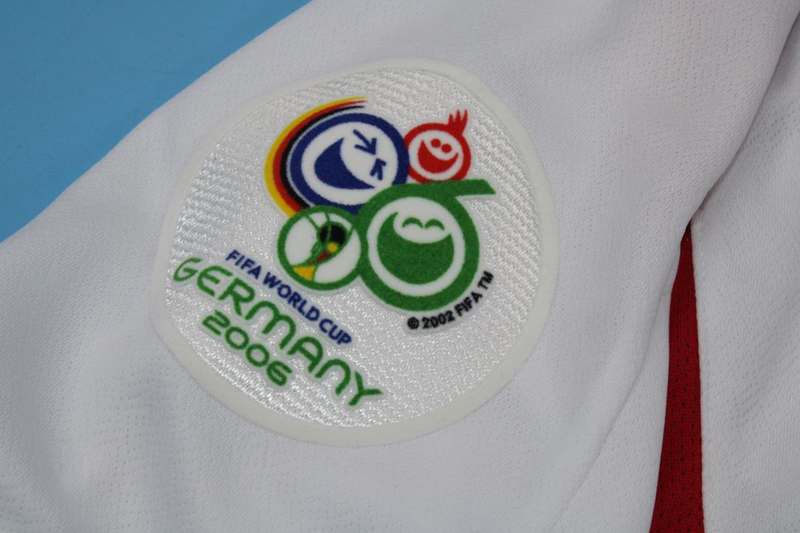 Thailand Quality(AAA) 2006 England Home Retro Soccer Jersey