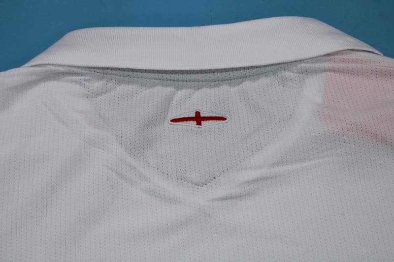 Thailand Quality(AAA) 2006 England Home Retro Soccer Jersey(L/S)
