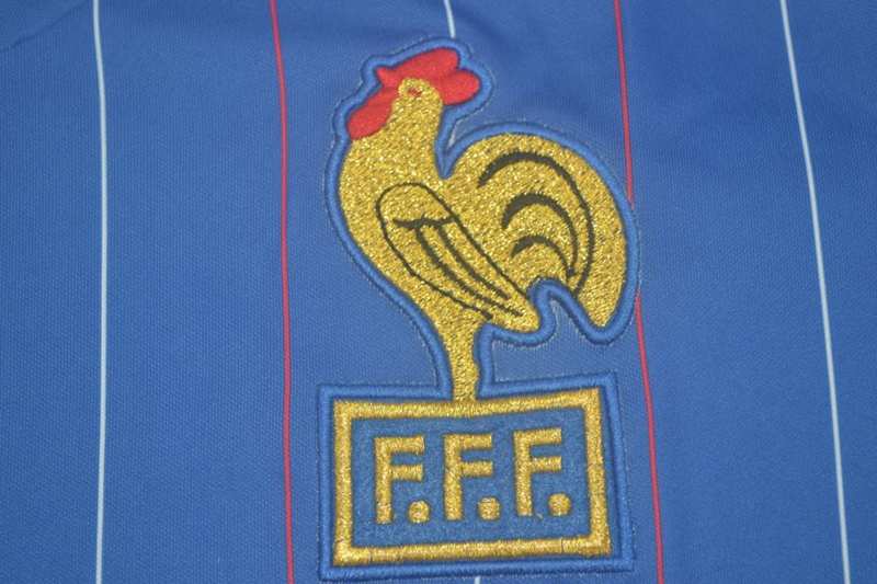 Thailand Quality(AAA) 1982 France Home Retro Soccer Jersey