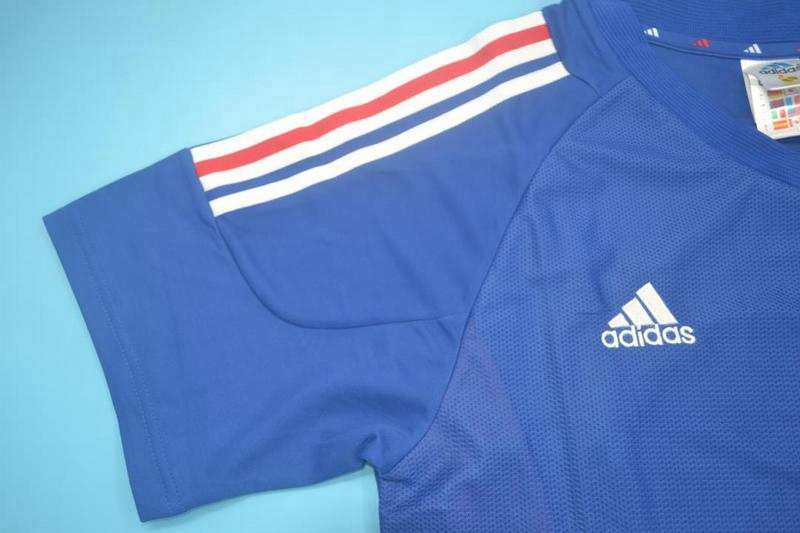 Thailand Quality(AAA) 2002 France Home Retro Soccer Jersey