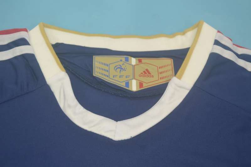 Thailand Quality(AAA) 2010 France Home Retro Soccer Jersey