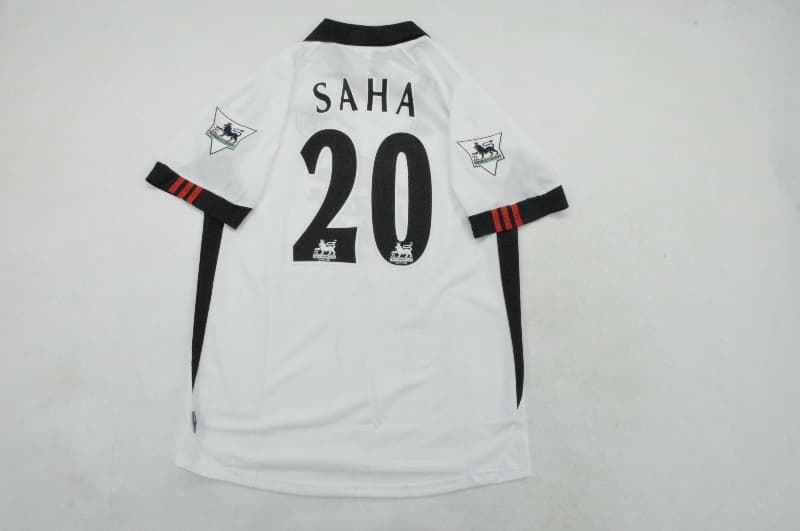 Thailand Quality(AAA) 2001/02 Fulham Home Retro Soccer Jersey