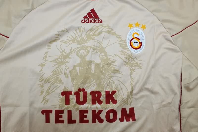 Thailand Quality(AAA) 2010/11 Galatasaray Away Retro Soccer Jersey