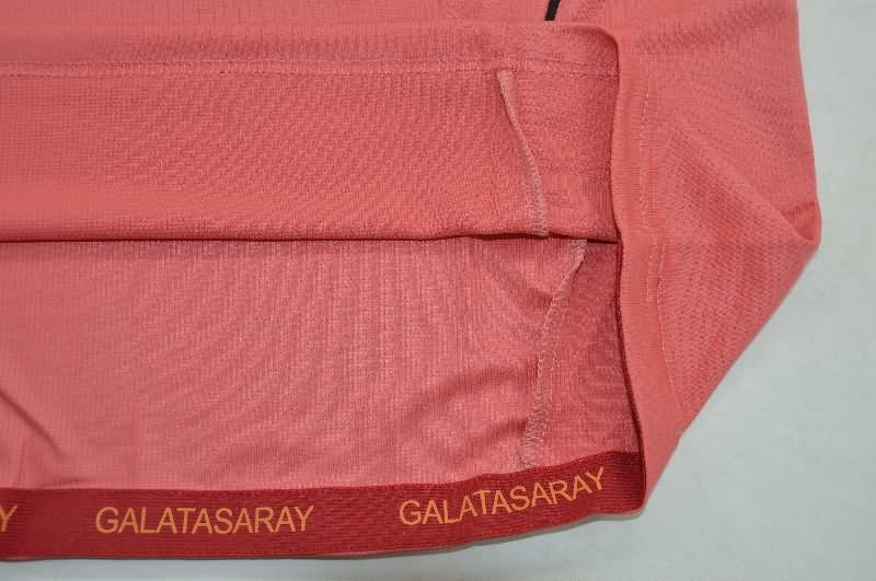 Thailand Quality(AAA) 2010/11 Galatasaray Third Retro Soccer Jersey