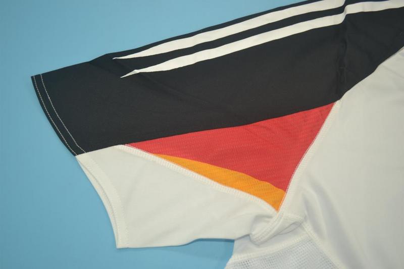 Thailand Quality(AAA) 2004 Germany Home Retro Soccer Jersey
