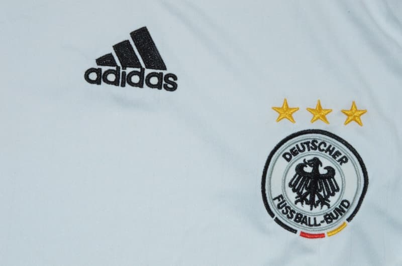 Thailand Quality(AAA) 2006 Germany Home Long Sleeve Retro Soccer Jersey