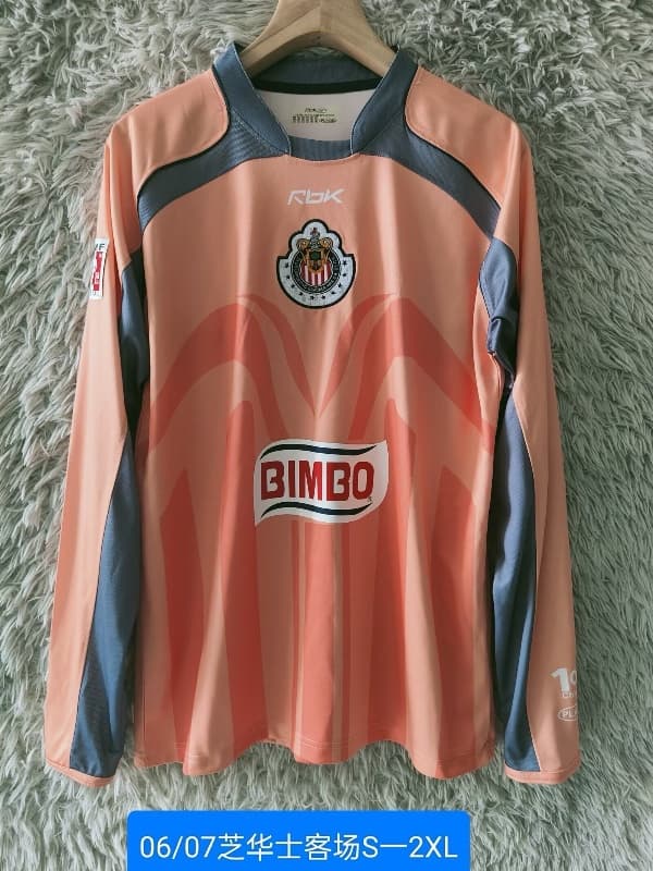 Thailand Quality(AAA) 2006/07 Guadalajara Goalkeeper Pink Long Sleeve Retro Soccer Jersey