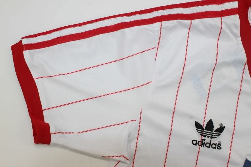 Thailand Quality(AAA) 1983/84 Hamburger SV Home Retro Soccer Jersey