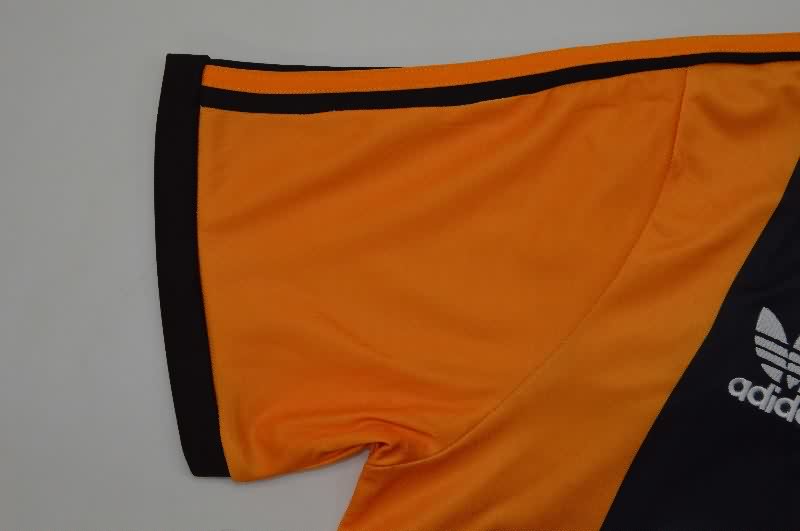 Thailand Quality(AAA) 1981/82 Hull City Home Retro Soccer Jersey