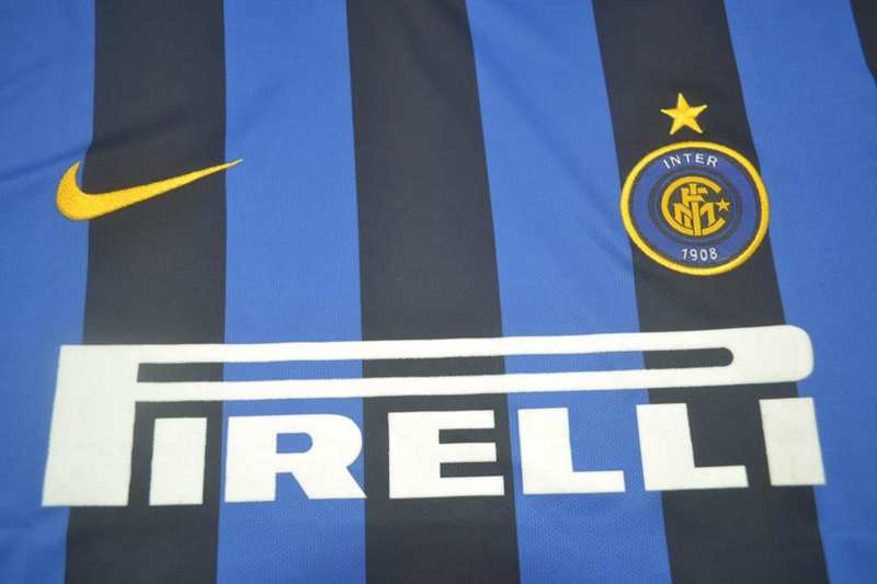 Thailand Quality(AAA) 2002/03 Inter Milan Home Soccer Jersey