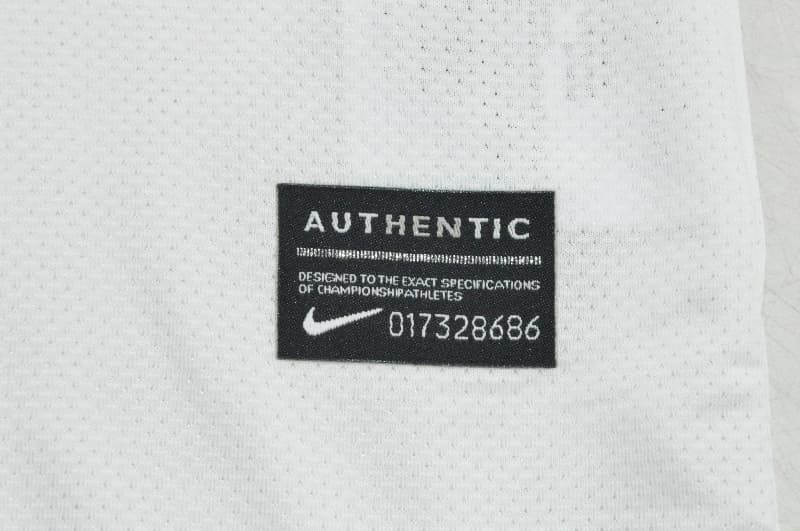 Thailand Quality(AAA) 2011/12 Inter Milan Away Retro Soccer Jersey