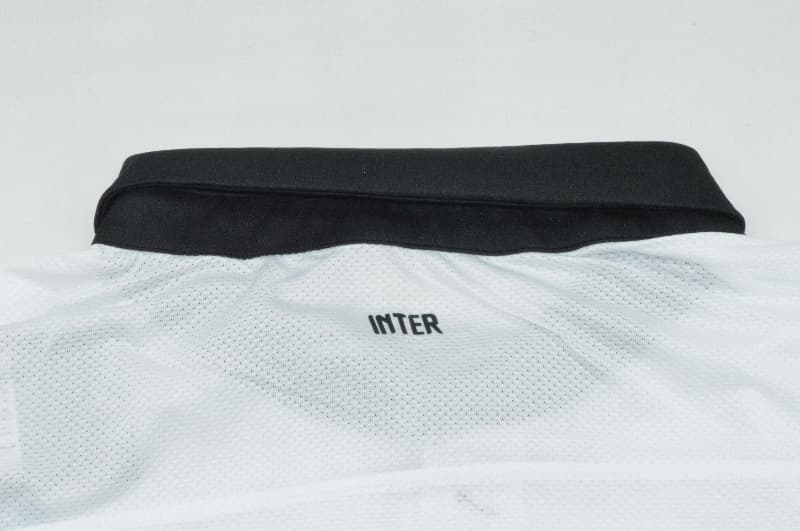 Thailand Quality(AAA) 2011/12 Inter Milan Away Retro Soccer Jersey