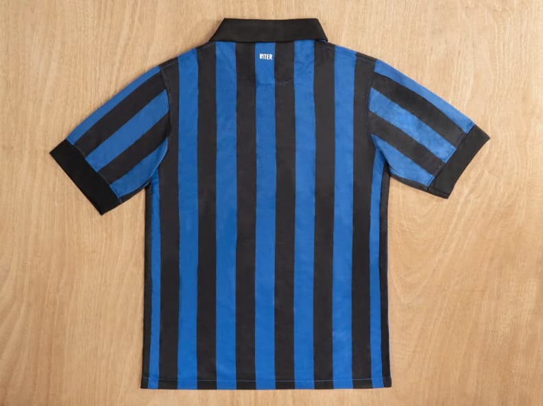 Thailand Quality(AAA) 2011/12 Inter Milan Home Retro Soccer Jersey