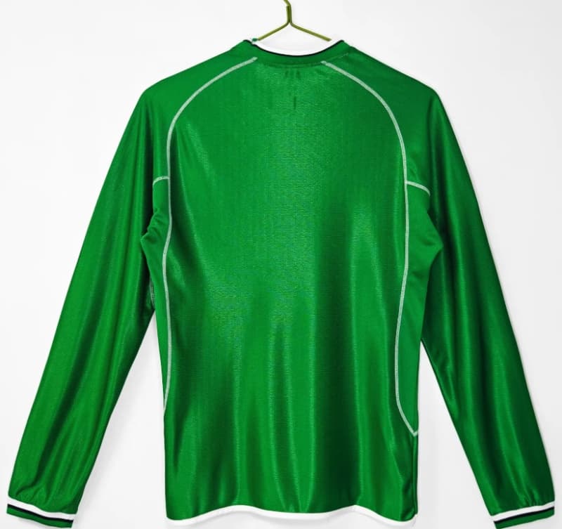 Thailand Quality(AAA) 2002 Ireland Home Retro Long Sleeve Soccer Jersey
