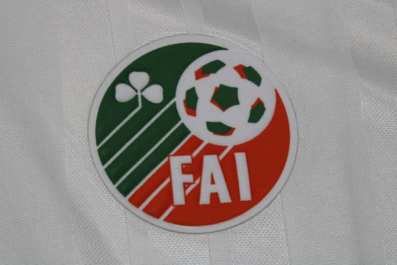 Thailand Quality(AAA) 1992/94 Ireland Away Retro Soccer Jersey