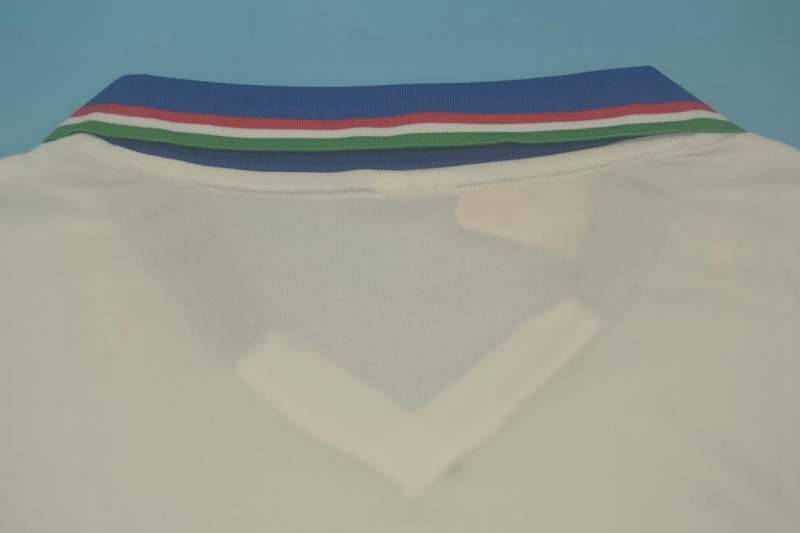 Thailand Quality(AAA) 1982 Italy Away Retro soccer Jersey