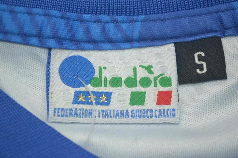 Thailand Quality(AAA) 1994 Italy Home Retro soccer Jersey