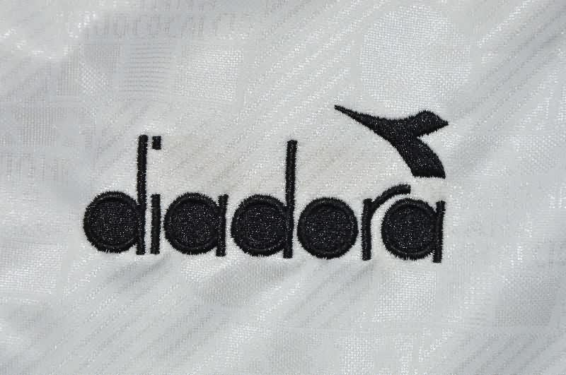 Thailand Quality(AAA) 1994 Italy White Retro Soccer Jersey