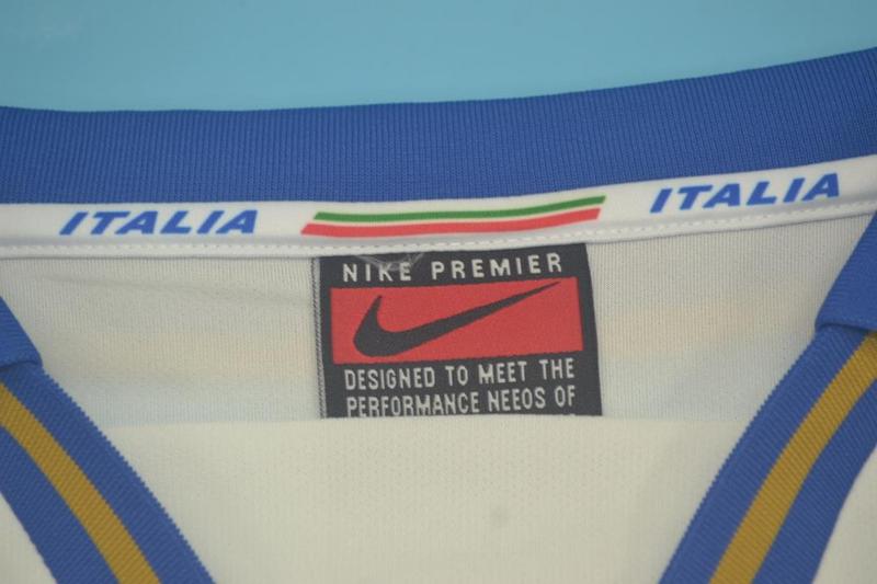 Thailand Quality(AAA) 1996 Italy Away Retro soccer Jersey