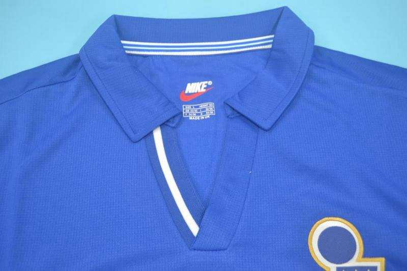 Thailand Quality(AAA) 1998 Italy Home Retro soccer Jersey