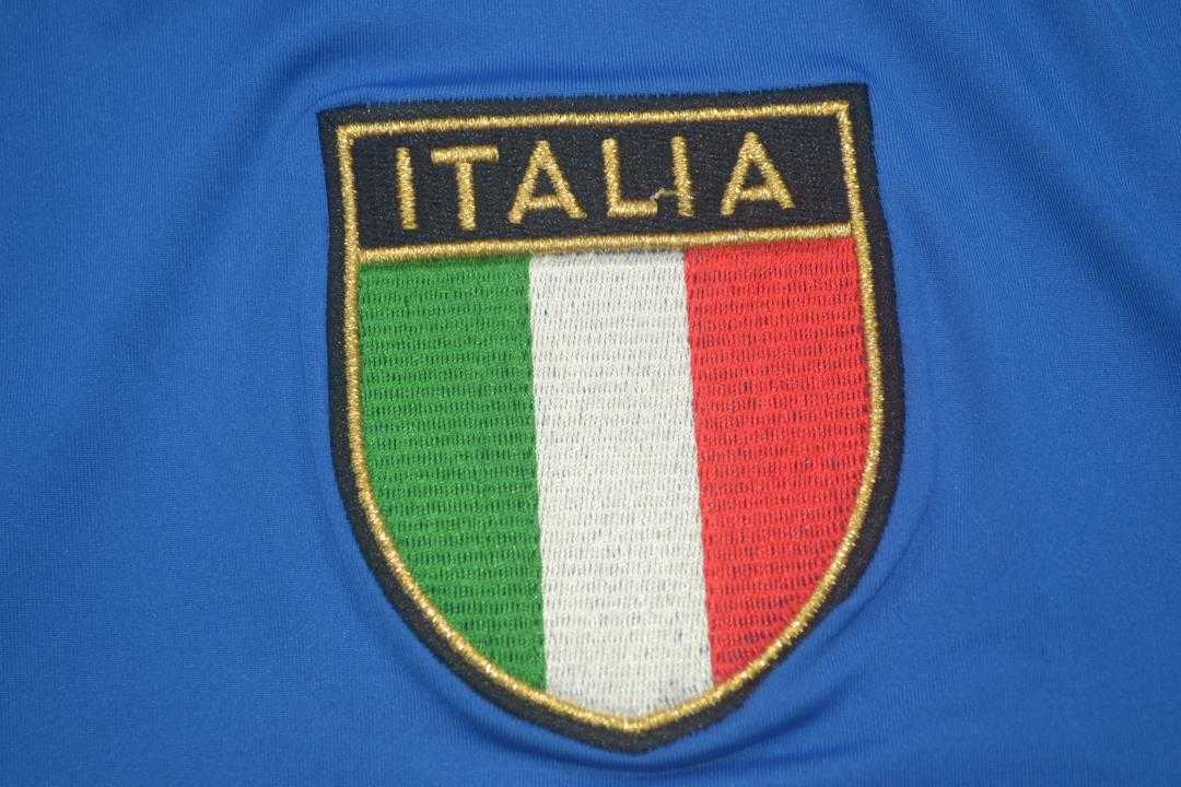 Thailand Quality(AAA) 2000 Italy Home Retro soccer Jersey