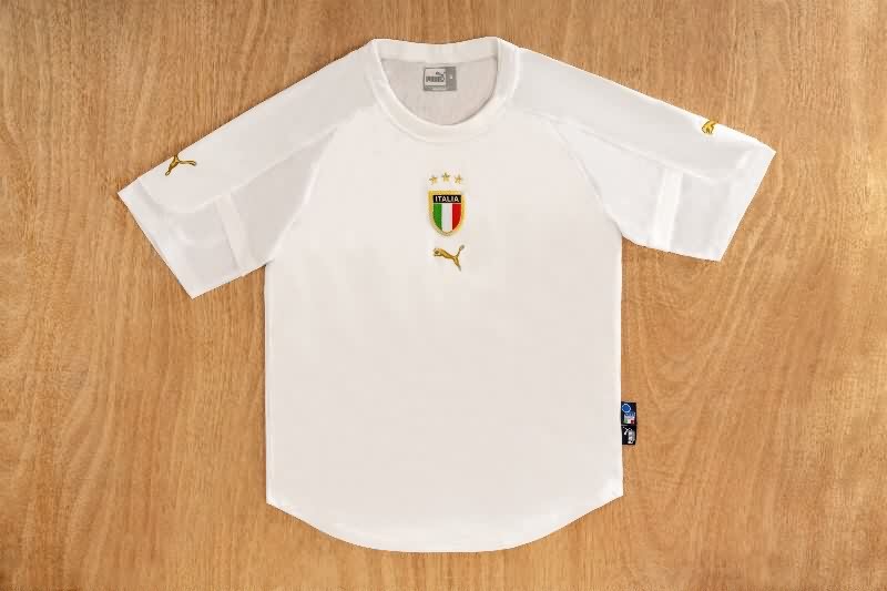 Thailand Quality(AAA) 2004 Italy Away Retro Soccer Jersey