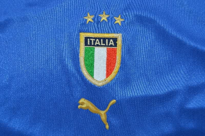 Thailand Quality(AAA) 2004 Italy Home Retro Soccer Jersey