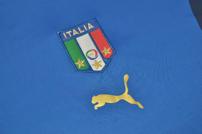 Thailand Quality(AAA) 2006 Italy Home Retro soccer Jersey