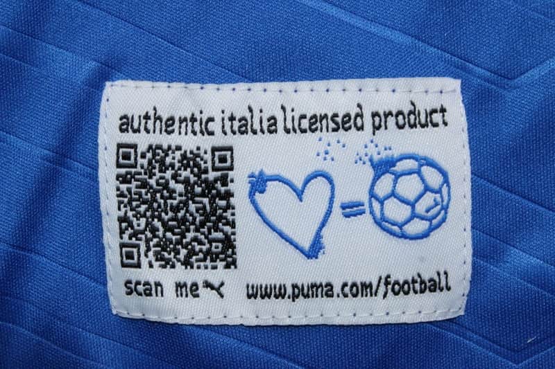 Thailand Quality(AAA) 2012 Italy Home Retro Soccer Jersey