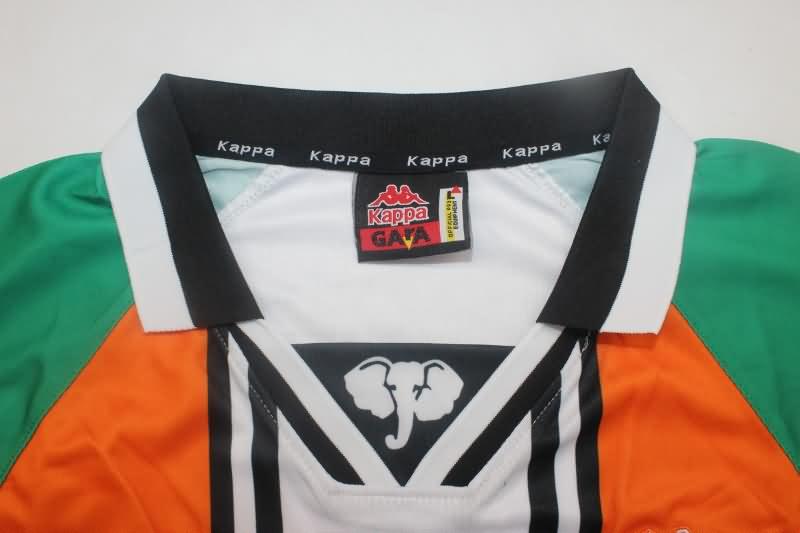 Thailand Quality(AAA) 2000/01 Ivory Home Retro Soccer Jersey