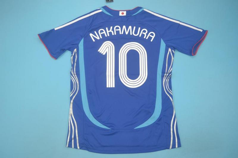 Thailand Quality(AAA) 2006 Japan Home Retro Soccer Jersey