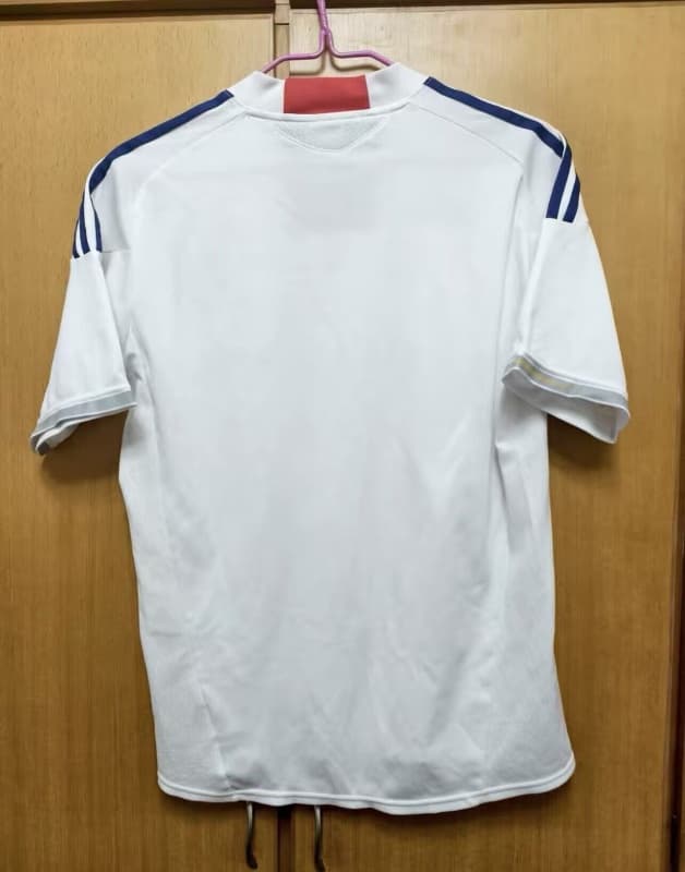 Thailand Quality(AAA) 2010 Japan Away Retro Soccer Jersey