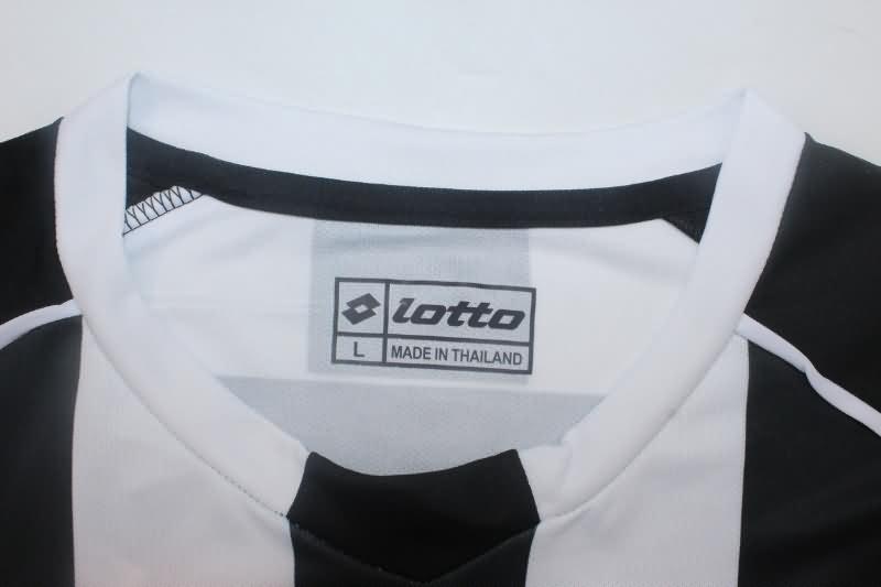 Thailand Quality(AAA) 2002/03 Juventus Home Long Sleeve Retro Soccer Jersey