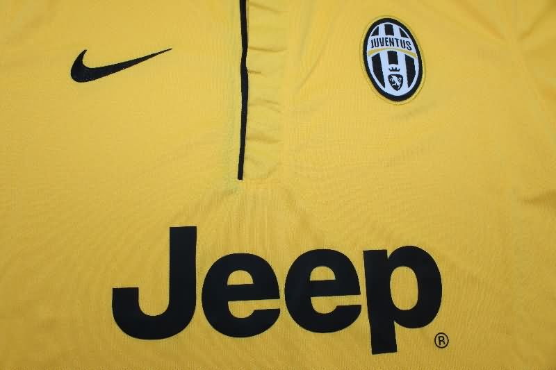 Thailand Quality(AAA) 2013/14 Juventus Away Retro Soccer Jersey
