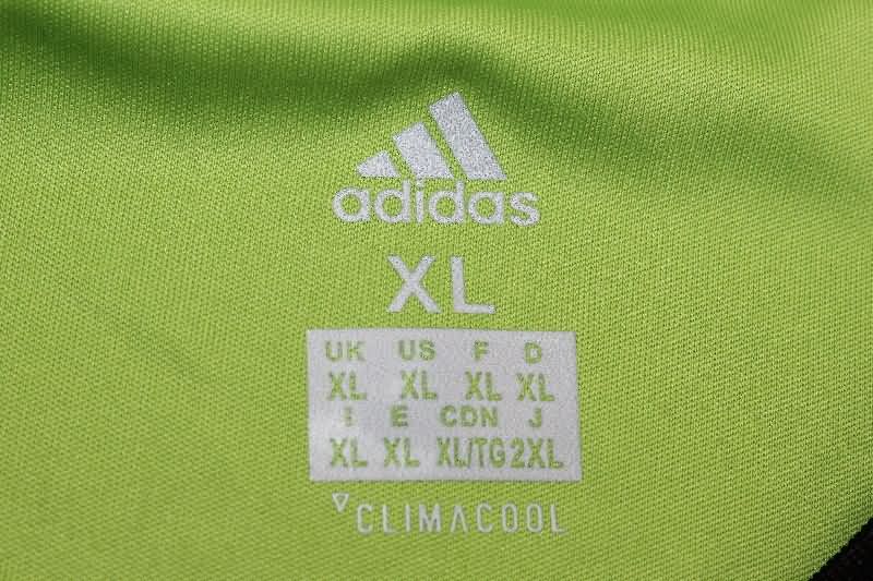 Thailand Quality(AAA) 2017/18 Juventus Third Retro Soccer Jersey