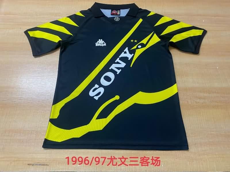 Thailand Quality(AAA) 1996/97 Juventus Third Retro Soccer Jersey