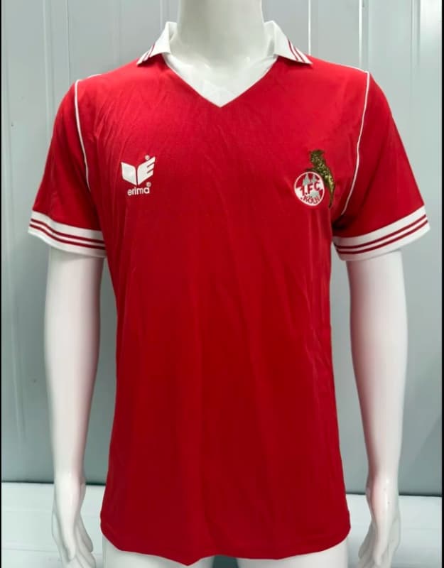 Thailand Quality(AAA) 1978/79 Koln Away Retro Soccer Jersey Thailand Quality(AAA) 1978/79 Koln Away Retro Soccer Jersey