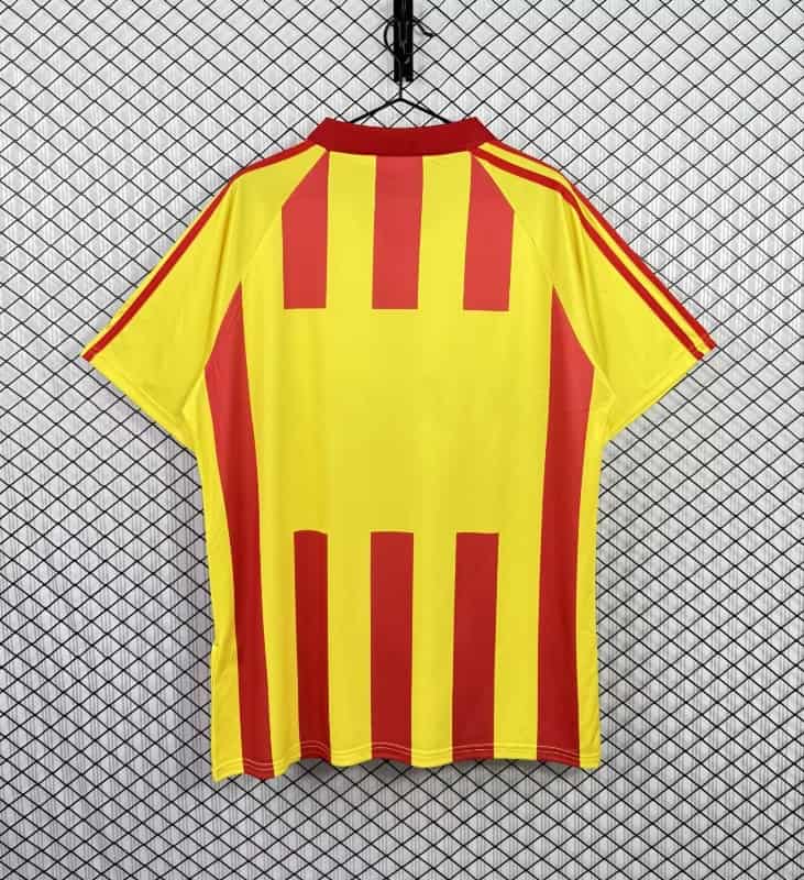 Thailand Quality(AAA) 1991/92 Lecce Home Retro Soccer Jersey