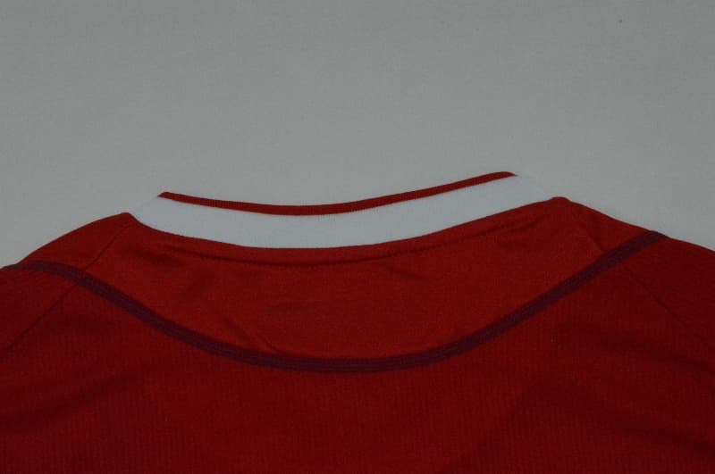 Thailand Quality(AAA) 2002/04 Liverpool Home Retro Soccer Jersey