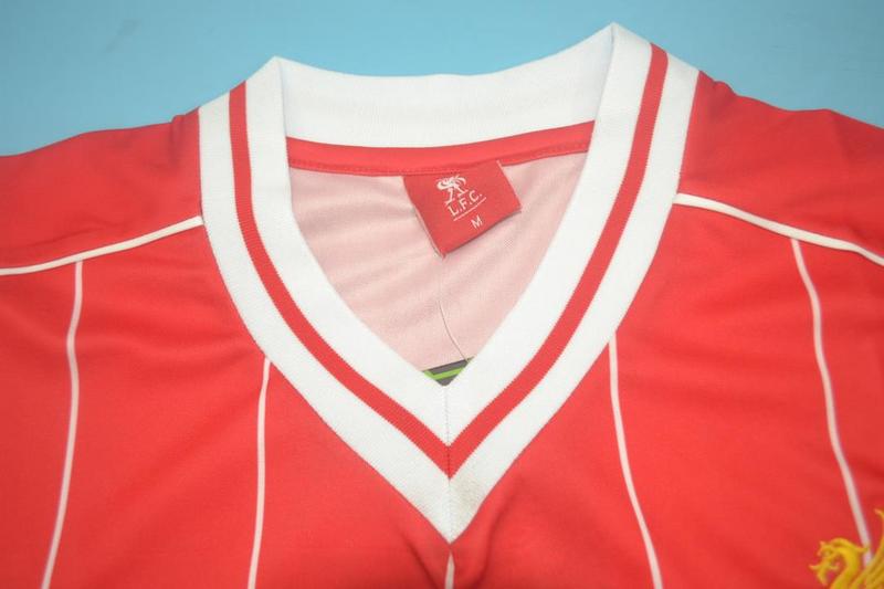 Thailand Quality(AAA) 1981/84 Liverpool Home Retro Soccer Jersey