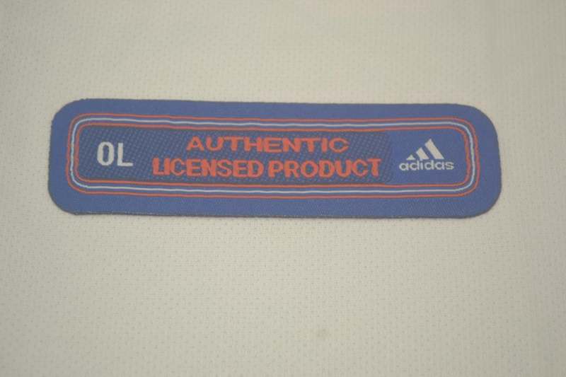 Thailand Quality(AAA) 2000/01 Lyon Home Retro Soccer Jersey