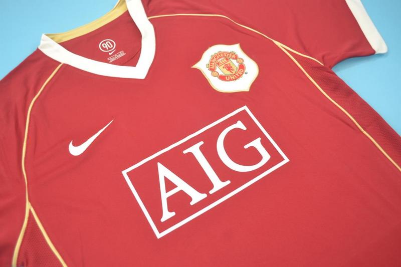 Thailand Quality(AAA) 2006/07 Manchester United Home Retro Soccer Jersey