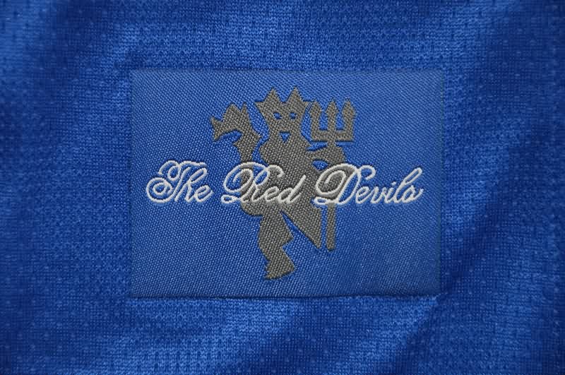 Thailand Quality(AAA) 2007/08 Manchester United Goalkeeper Blue Retro Soccer Jersey