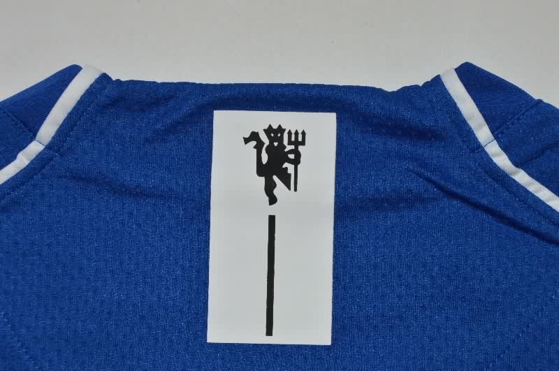 Thailand Quality(AAA) 2007/08 Manchester United Goalkeeper Blue Retro Soccer Jersey