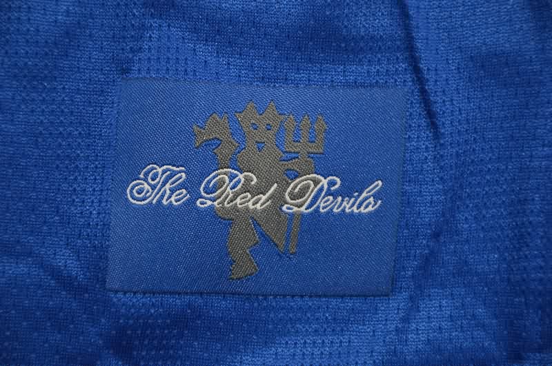 Thailand Quality(AAA) 2007/08 Manchester United Goalkeeper Blue LS Retro Soccer Jersey