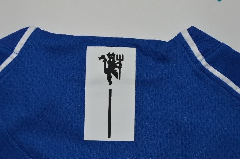 Thailand Quality(AAA) 2007/08 Manchester United Goalkeeper Blue LS Retro Soccer Jersey