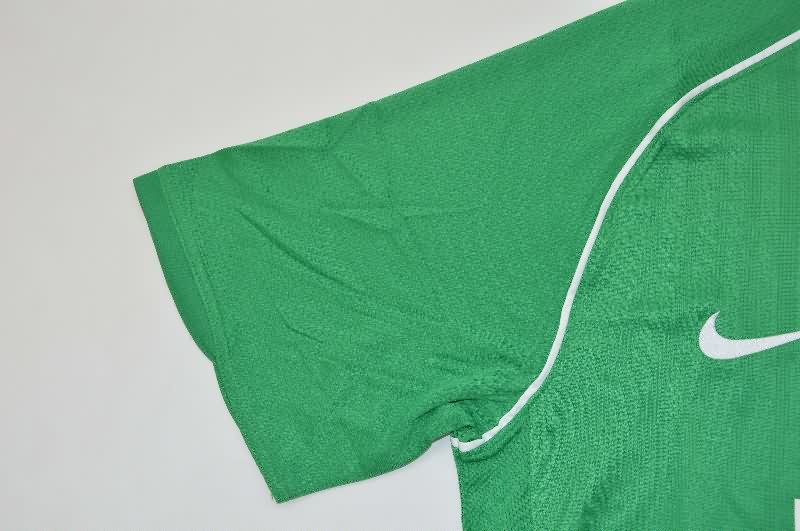 Thailand Quality(AAA) 2007/08 Manchester United Goalkeeper Green Retro Soccer Jersey