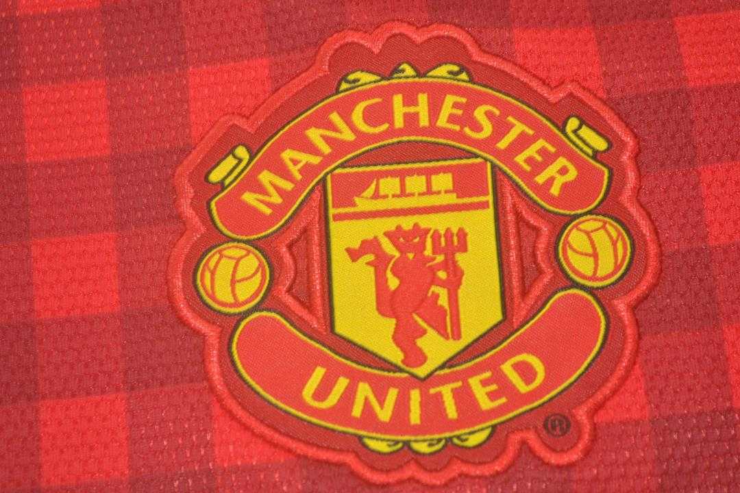 Thailand Quality(AAA) 2012/13 Manchester United Home Retro Soccer Jersey