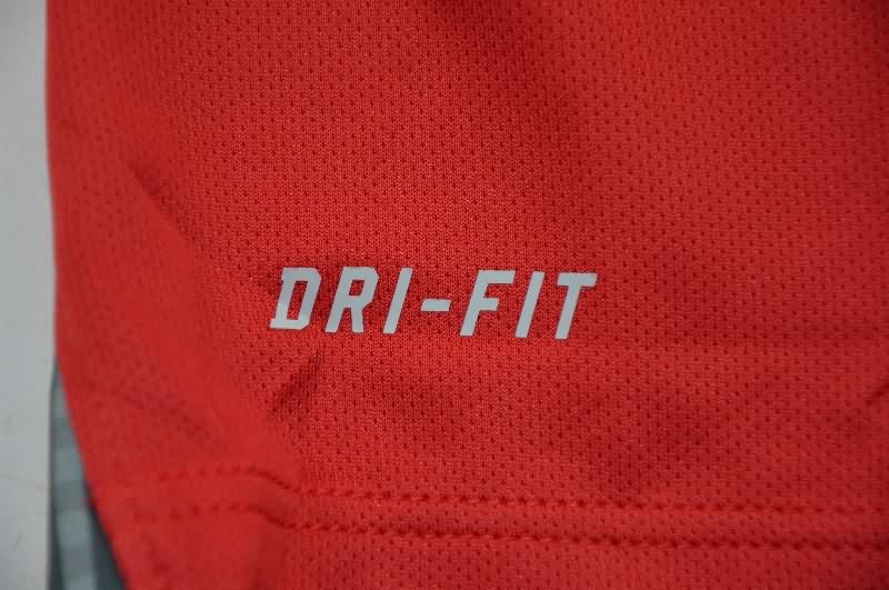 Thailand Quality(AAA) 2013/14 Manchester United Home Retro Soccer Jersey (Player)